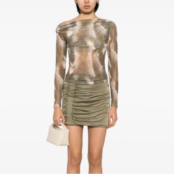 Reformation Elio Long Sleeve Top in Pinto Brown - Picture 2 of 8